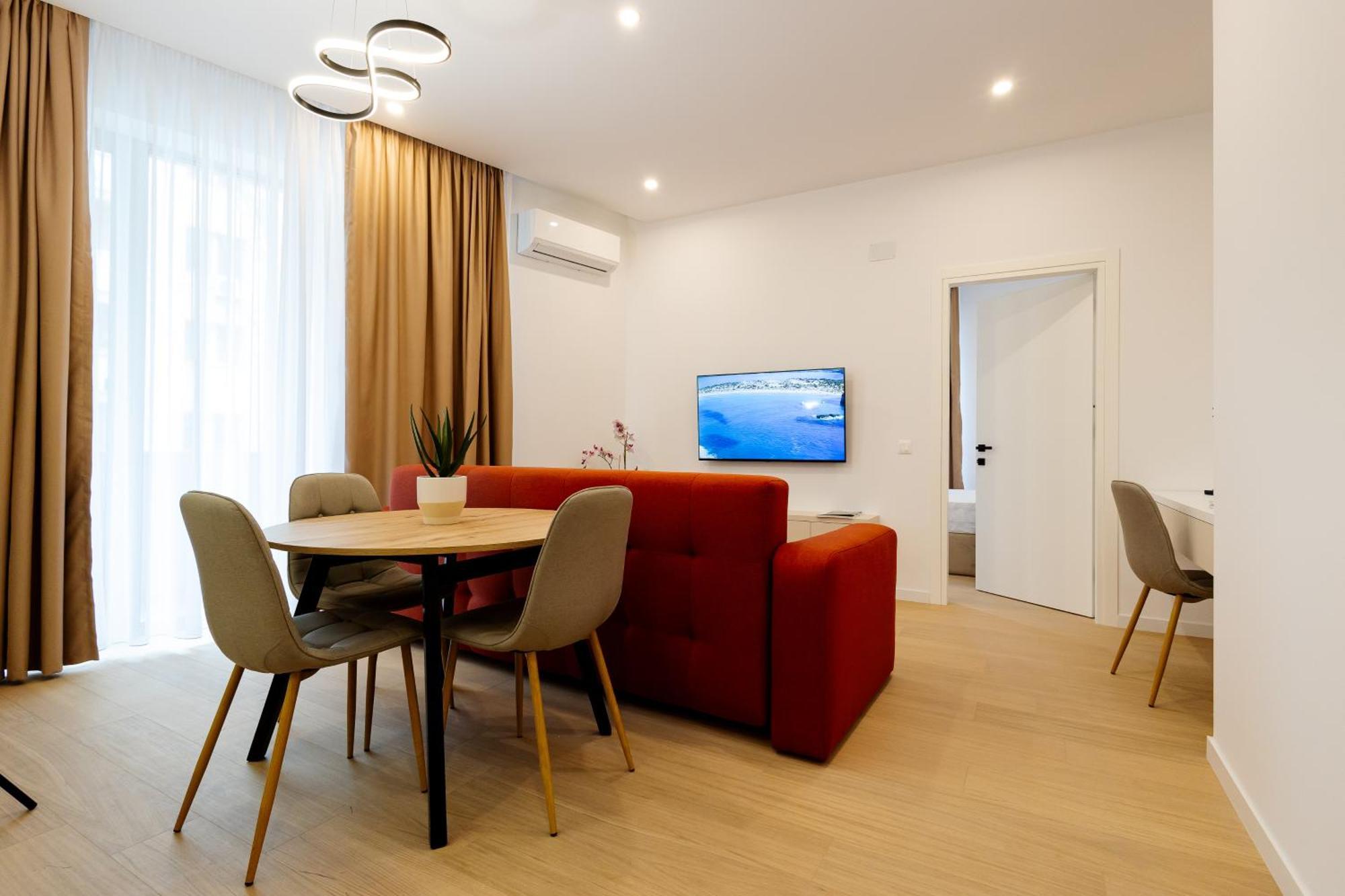 Central Suites Apartament *